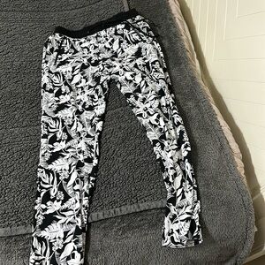 Jessica Simpson tropical pants
